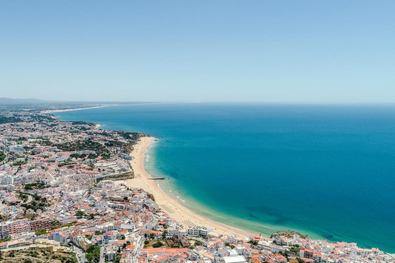 Bnb Homes Ocean View Apartment With Panoramic Terrace, 2 Swimming Pools & Tennis Court Albufeira Exterior photo
