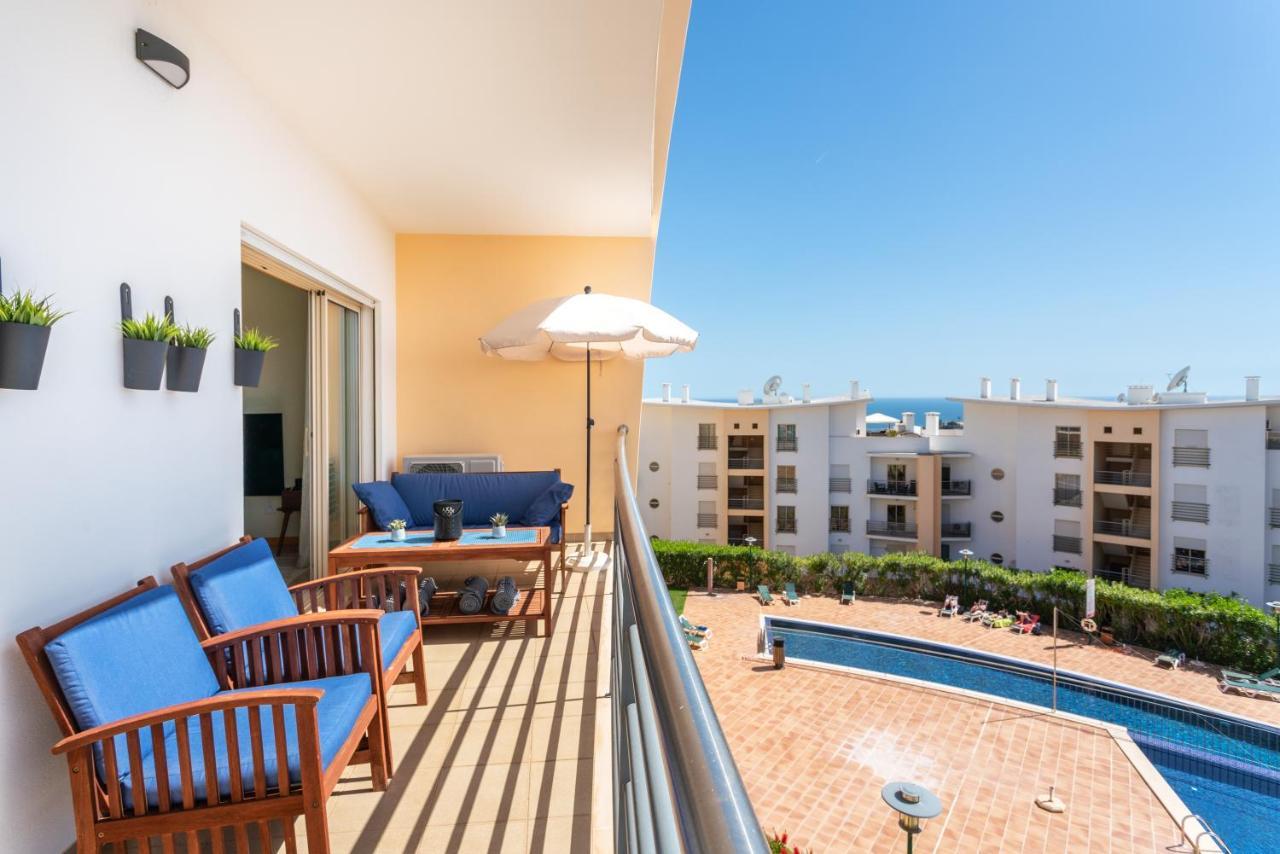 Bnb Homes Ocean View Apartment With Panoramic Terrace, 2 Swimming Pools & Tennis Court Albufeira Exterior photo
