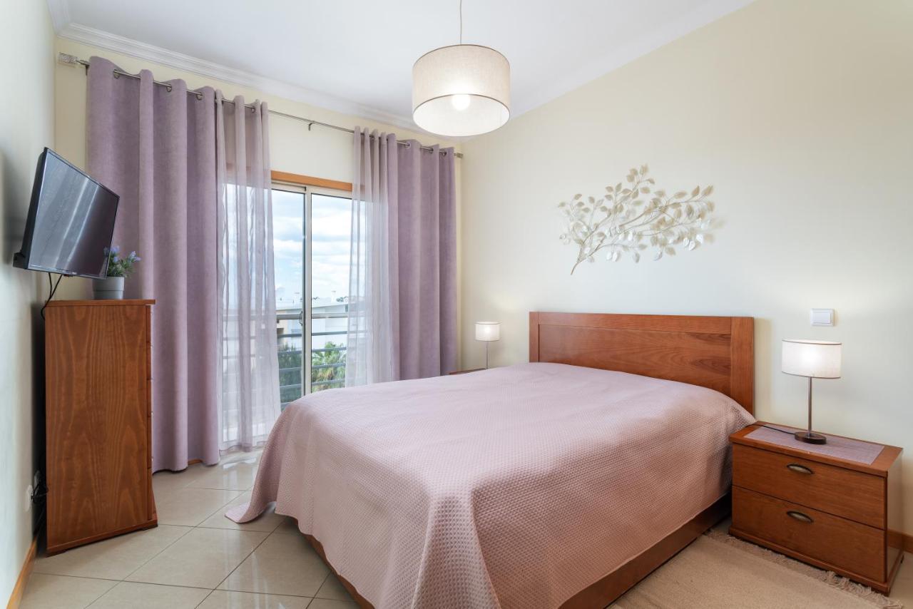 Bnb Homes Ocean View Apartment With Panoramic Terrace, 2 Swimming Pools & Tennis Court Albufeira Exterior photo